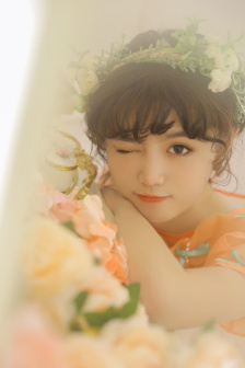 年轻的女学生8